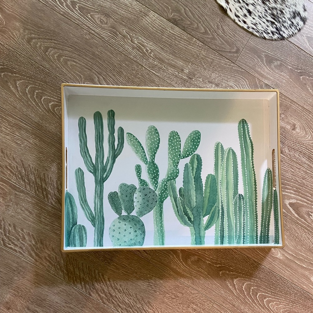 Adorable cactus tray!